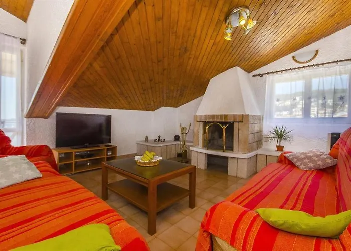 Three Bedroom With Amazing Sea View